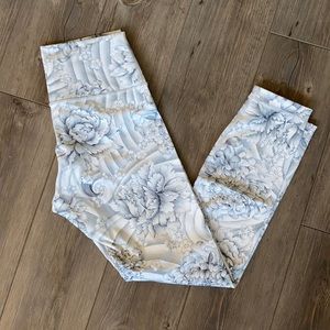 Lululemon crop leggings